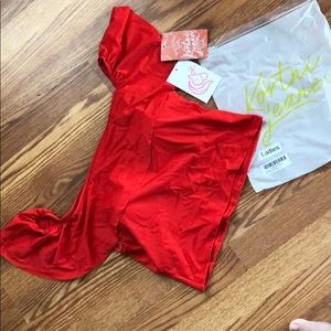 Kortni Jeane Ruffled Around Top XL Red